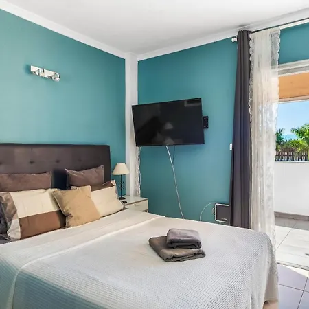 N1 * Playa de las Americas (Tenerife)